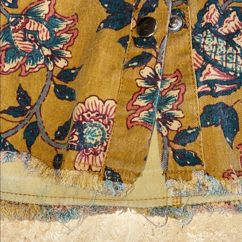 ZARA jacket, mustard yellow,  blue Floral pattern & applique back. Oversized. S - Picture 9 of 15